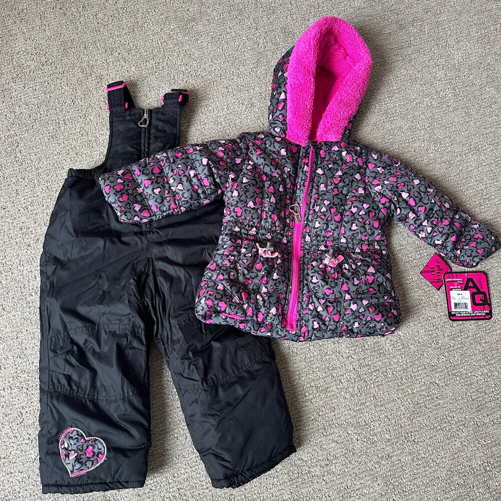 NWT AQ Snowsuit 2 pieces 2T